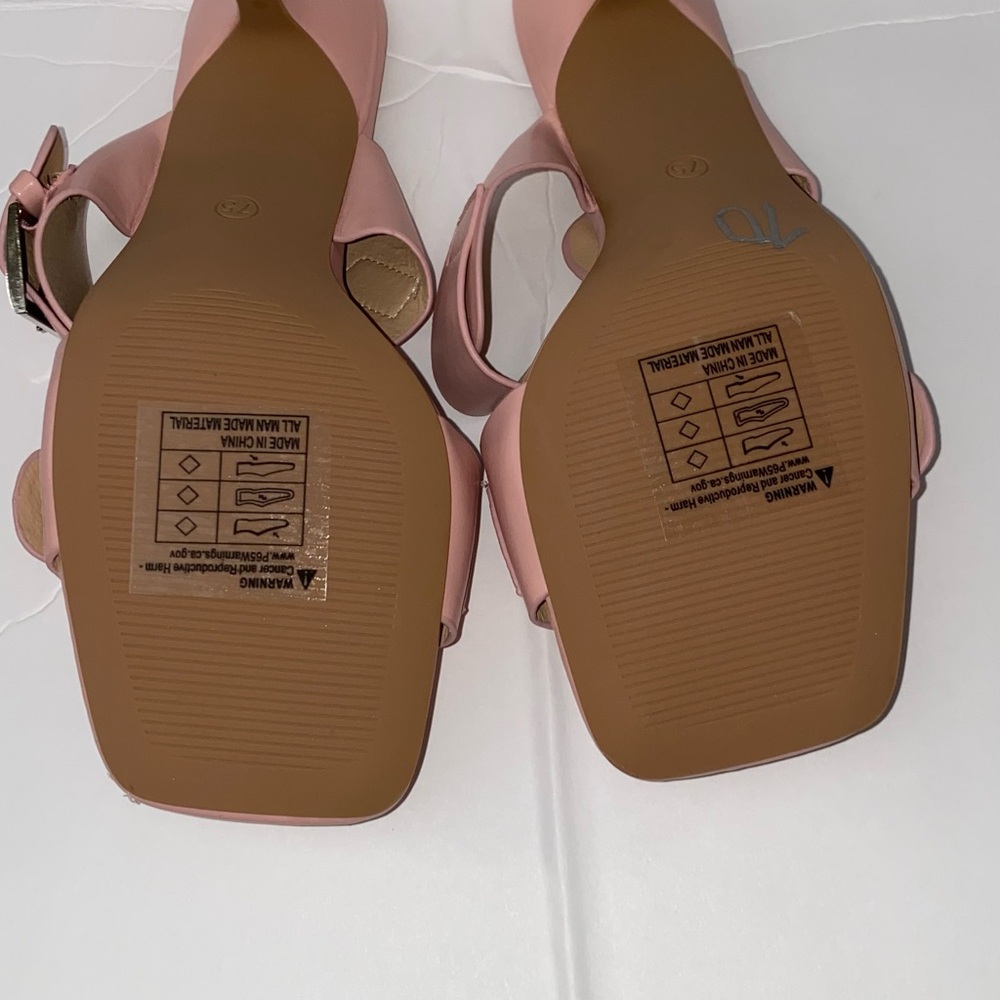 Pink Women's Sandals with Buckle Detail - Picture 4 of 8